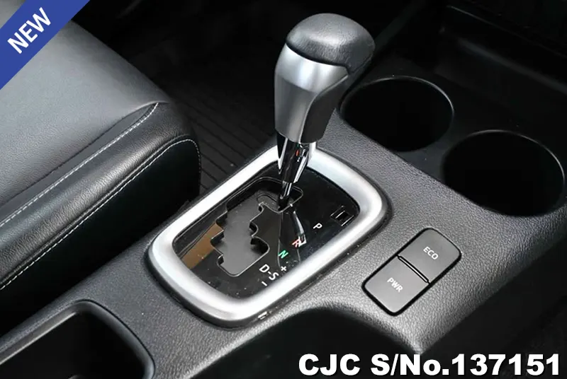2022 Toyota / Hilux / Revo Stock No. 137151
