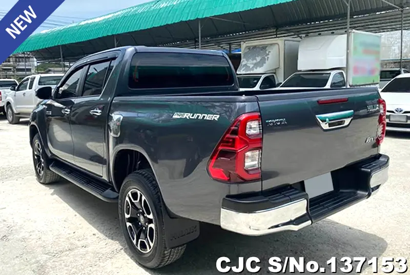 2021 Toyota / Hilux / Revo Stock No. 137153