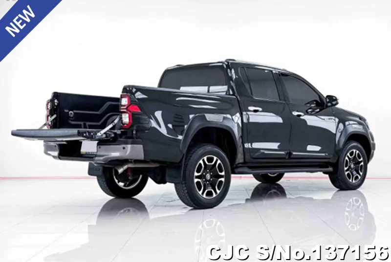 2023 Toyota / Hilux / Revo Stock No. 137156