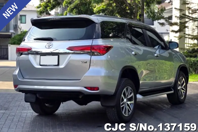 2018 Toyota / Fortuner Stock No. 137159