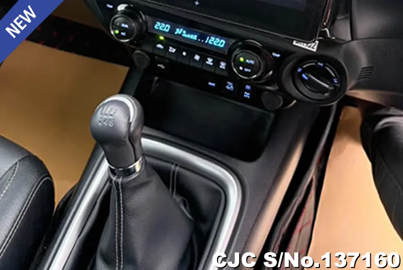 2025 Toyota / Hilux / Revo Stock No. 137160