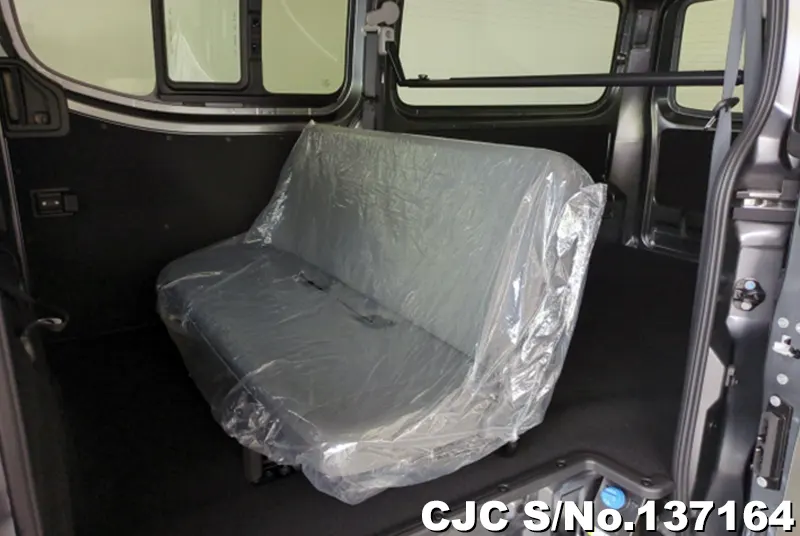 2026 Nissan / Caravan Stock No. 137164