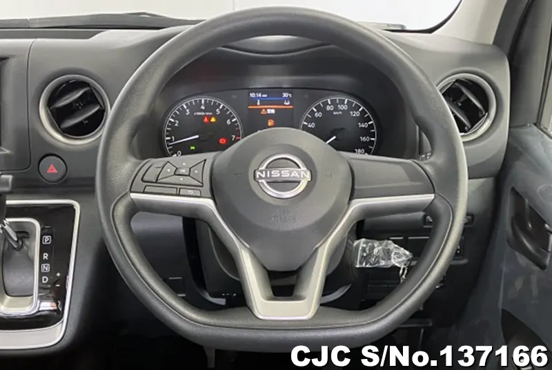 2026 Nissan / Caravan Stock No. 137166