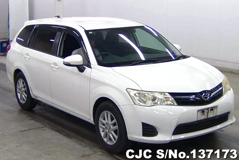 2013 Toyota / Corolla Fielder Stock No. 137173