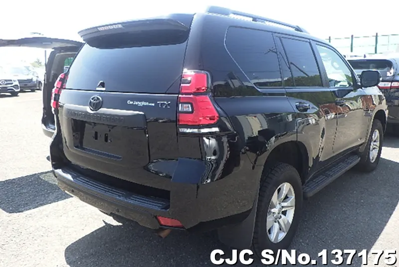 Toyota Land Cruiser Prado in Black for Sale Image 2