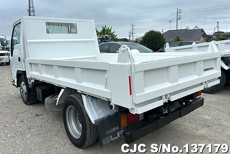2013 Isuzu / Elf Stock No. 137179