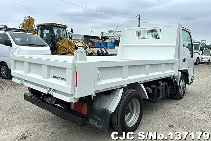 2013 Isuzu / Elf Stock No. 137179
