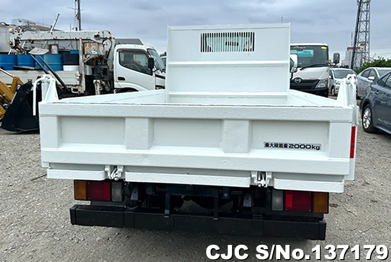2013 Isuzu / Elf Stock No. 137179