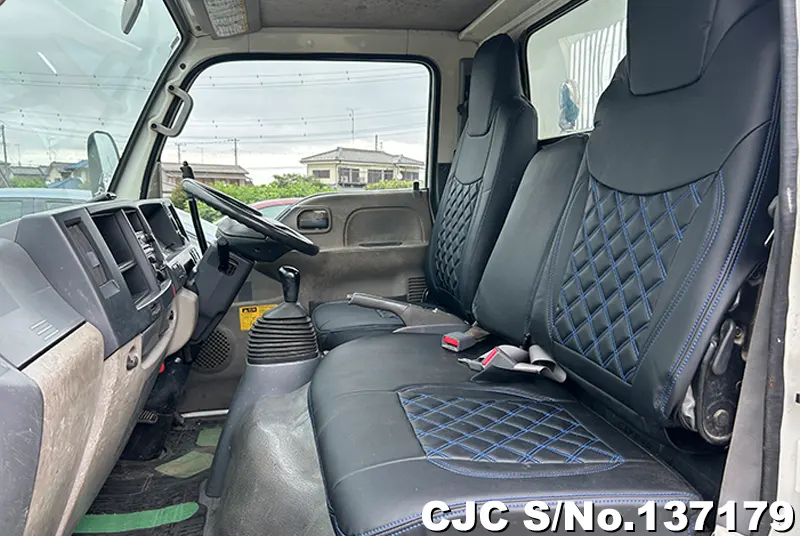 2013 Isuzu / Elf Stock No. 137179