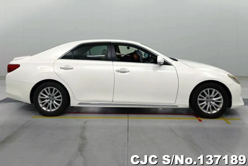 2012 Toyota / Mark X Stock No. 137189