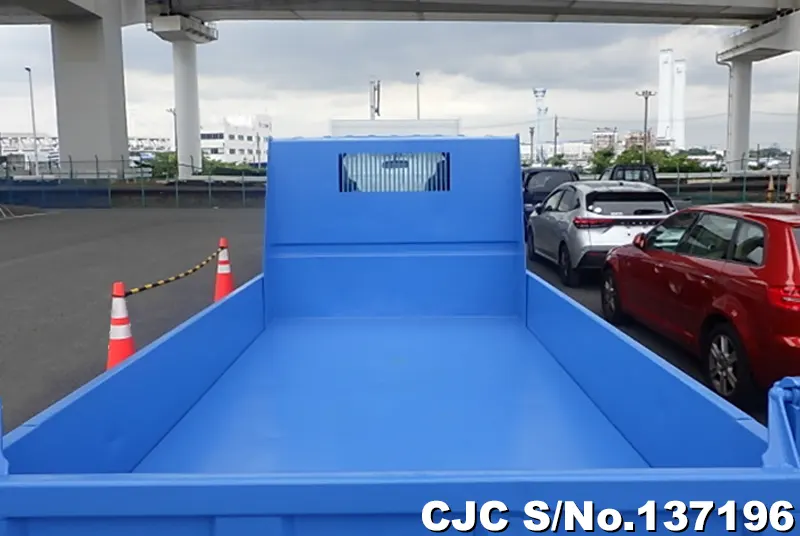 2006 Isuzu / Elf Stock No. 137196
