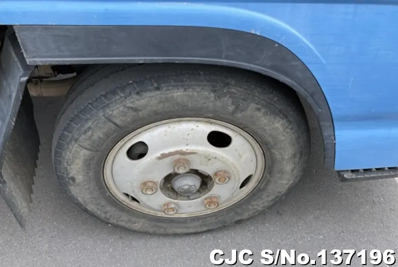 2006 Isuzu / Elf Stock No. 137196