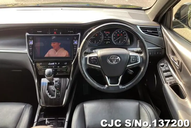 2019 Toyota / Harrier Stock No. 137200