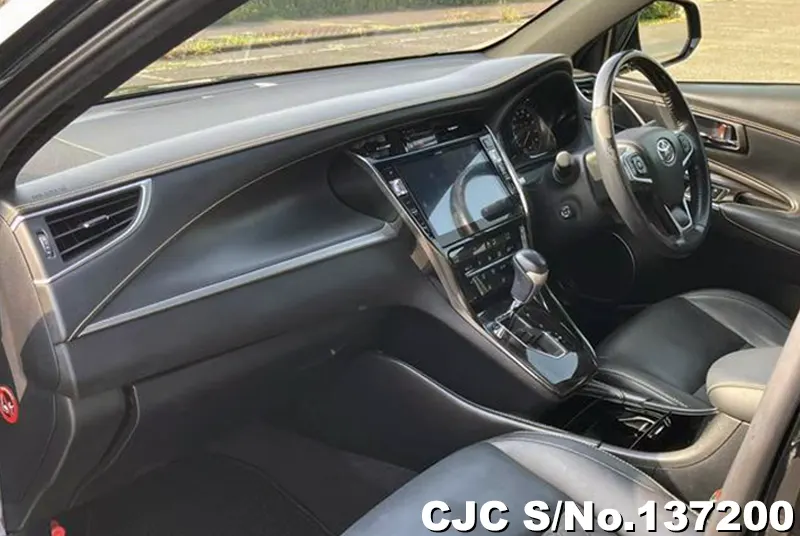 2019 Toyota / Harrier Stock No. 137200