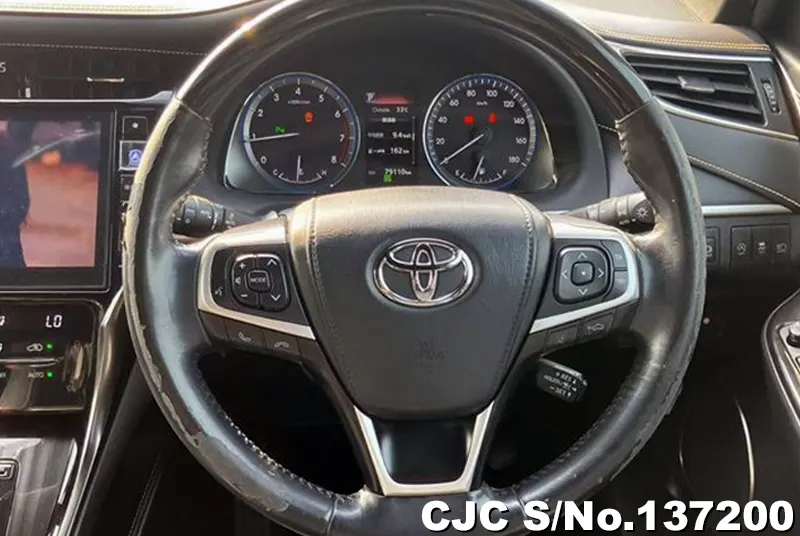 2019 Toyota / Harrier Stock No. 137200