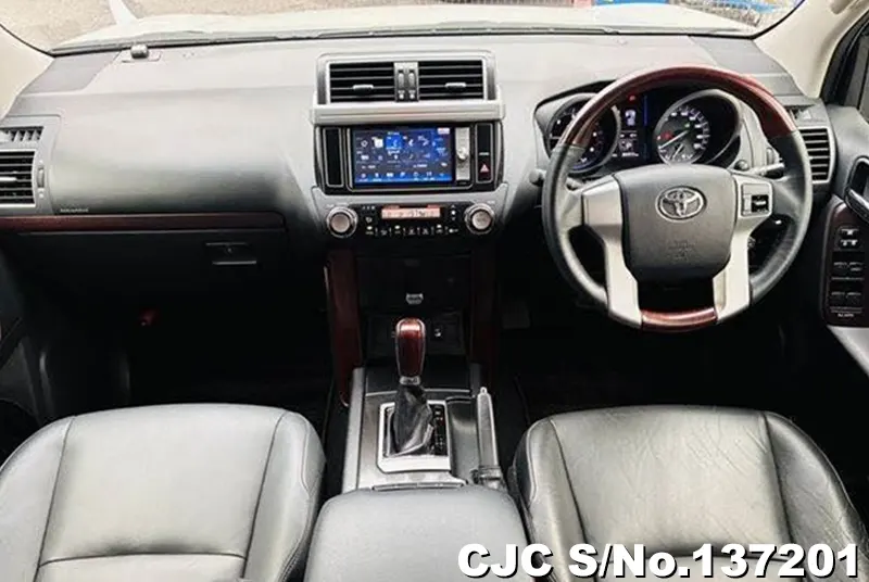 2015 Toyota / Land Cruiser Prado Stock No. 137201
