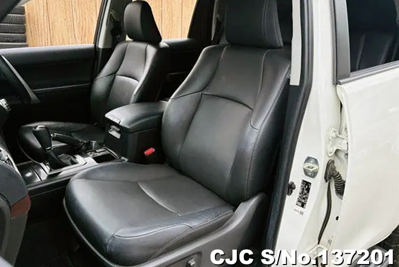 2015 Toyota / Land Cruiser Prado Stock No. 137201