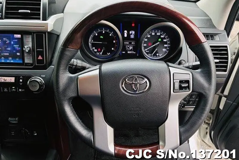 2015 Toyota / Land Cruiser Prado Stock No. 137201