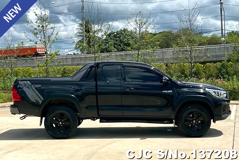 Toyota Hilux in Black for Sale Image 4