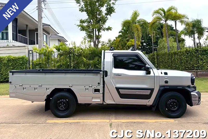 2024 Toyota / Hilux / Revo Stock No. 137209