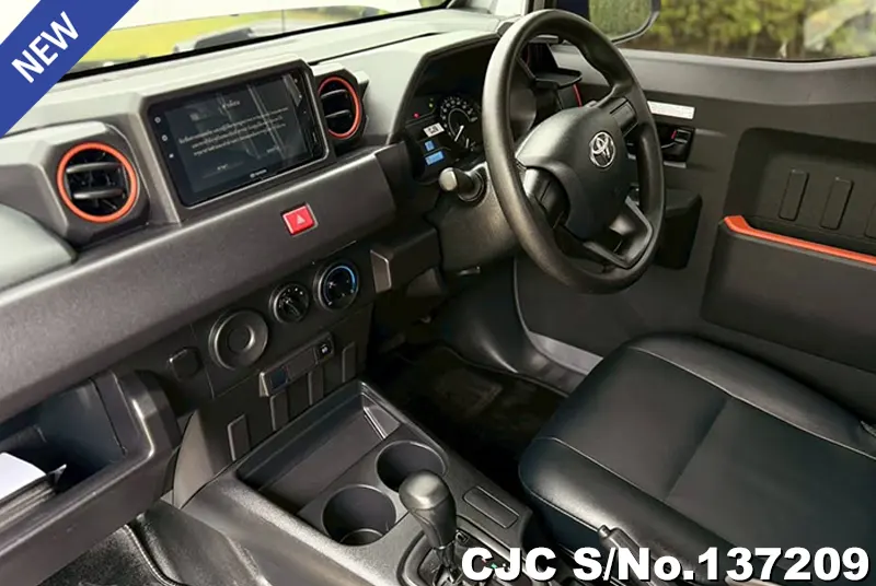 2024 Toyota / Hilux / Revo Stock No. 137209