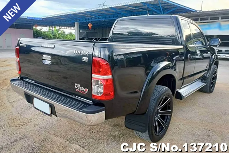 2013 Toyota / Hilux / Vigo Stock No. 137210