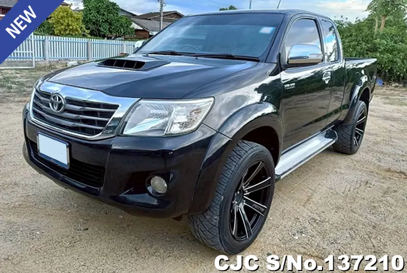 Toyota Hilux in Black for Sale Image 3