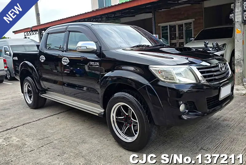 2015 Toyota / Hilux / Vigo Stock No. 137211