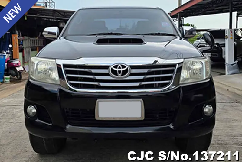 2015 Toyota / Hilux / Vigo Stock No. 137211
