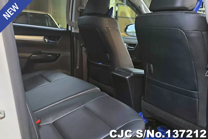 2023 Toyota / Hilux / Revo Stock No. 137212