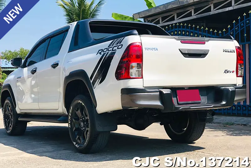 Toyota Hilux in White for Sale Image 1