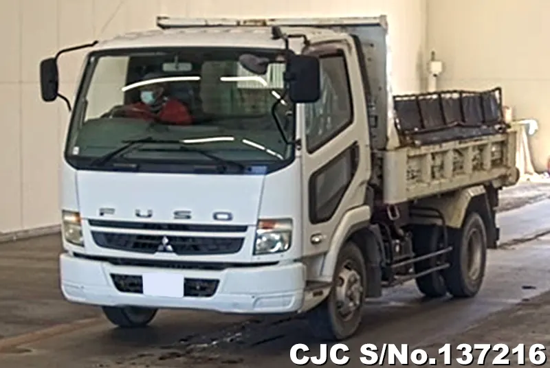 2010 Mitsubishi / Fuso Stock No. 137216