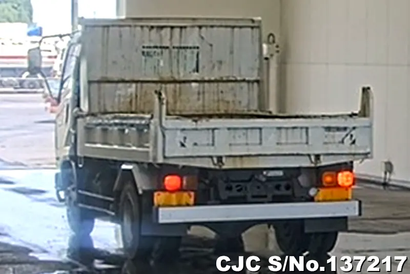 2008 Mitsubishi / Fuso Stock No. 137217