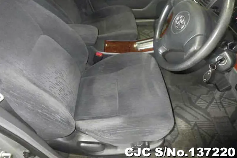 2005 Toyota / Premio Stock No. 137220