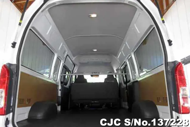 2026 Toyota / Hiace Stock No. 137228