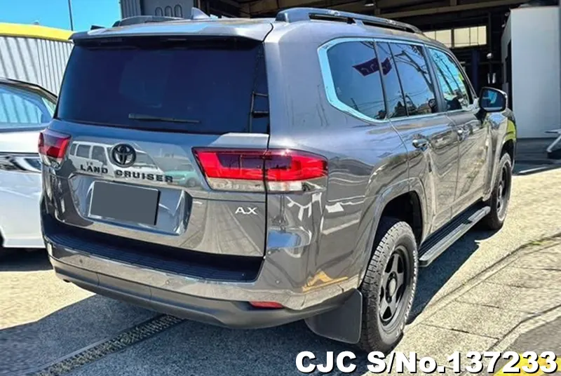 2024 Toyota / Land Cruiser Stock No. 137233