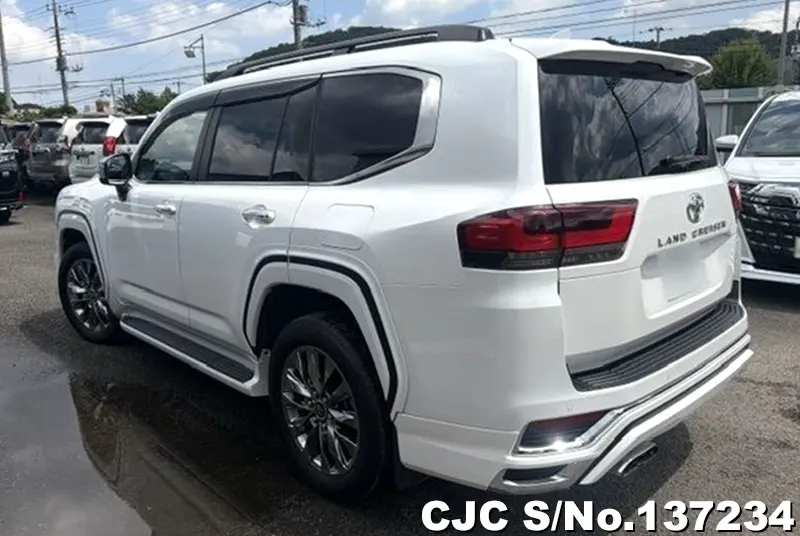 2024 Toyota / Land Cruiser Stock No. 137234