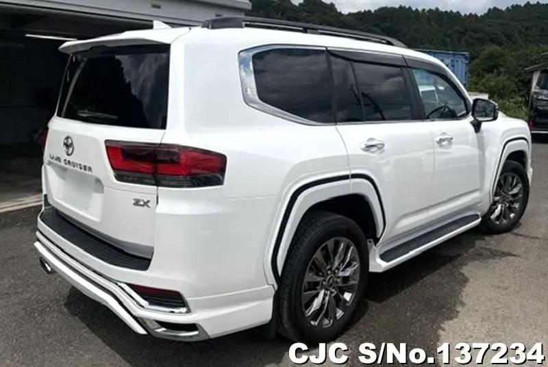 2024 Toyota / Land Cruiser Stock No. 137234