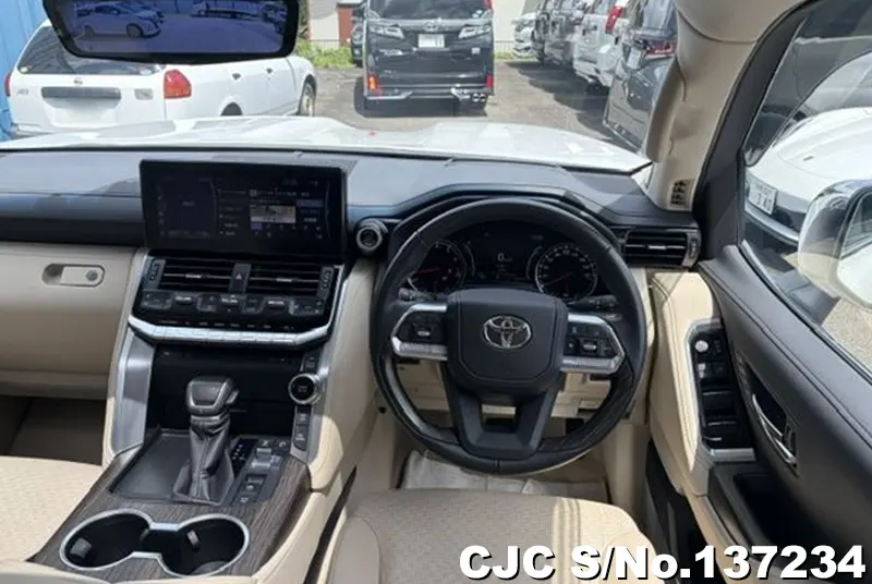 2024 Toyota / Land Cruiser Stock No. 137234