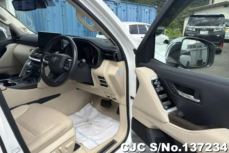 2024 Toyota / Land Cruiser Stock No. 137234