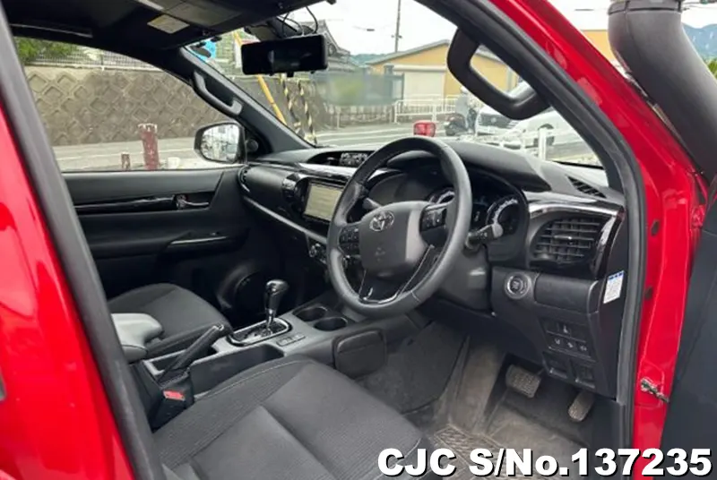 2019 Toyota / Hilux Stock No. 137235