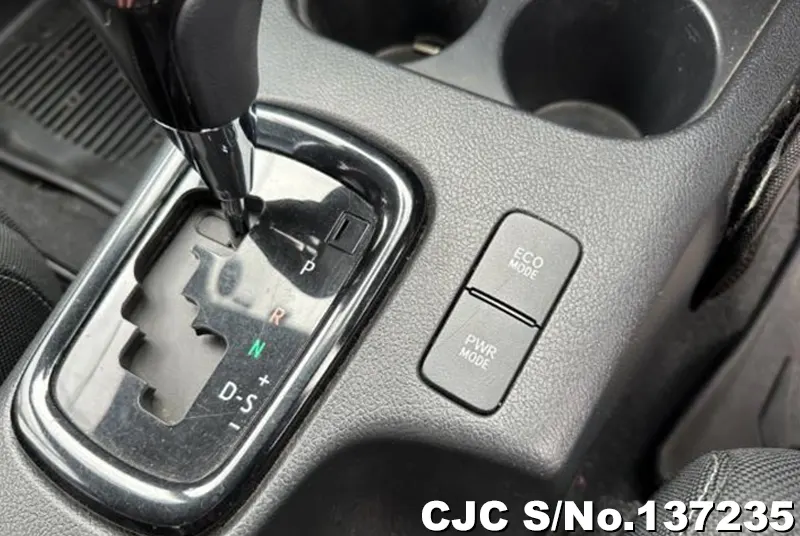 2019 Toyota / Hilux Stock No. 137235