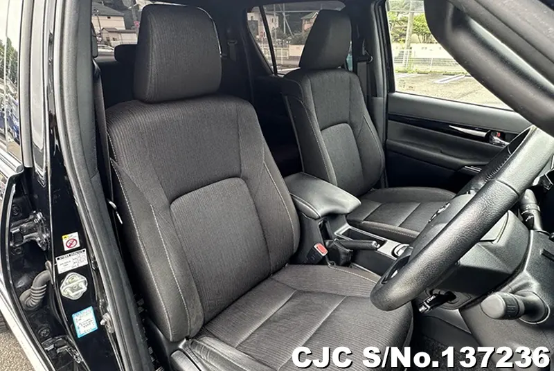 2019 Toyota / Hilux Stock No. 137236