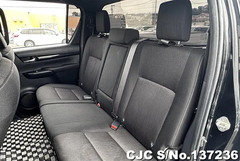 2019 Toyota / Hilux Stock No. 137236