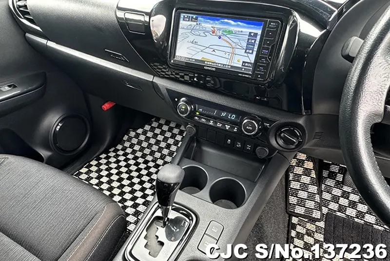 2019 Toyota / Hilux Stock No. 137236
