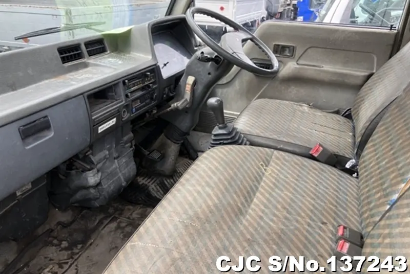 1991 Mitsubishi / Canter Stock No. 137243