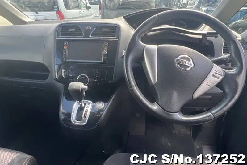 2012 Nissan / Serena Stock No. 137252