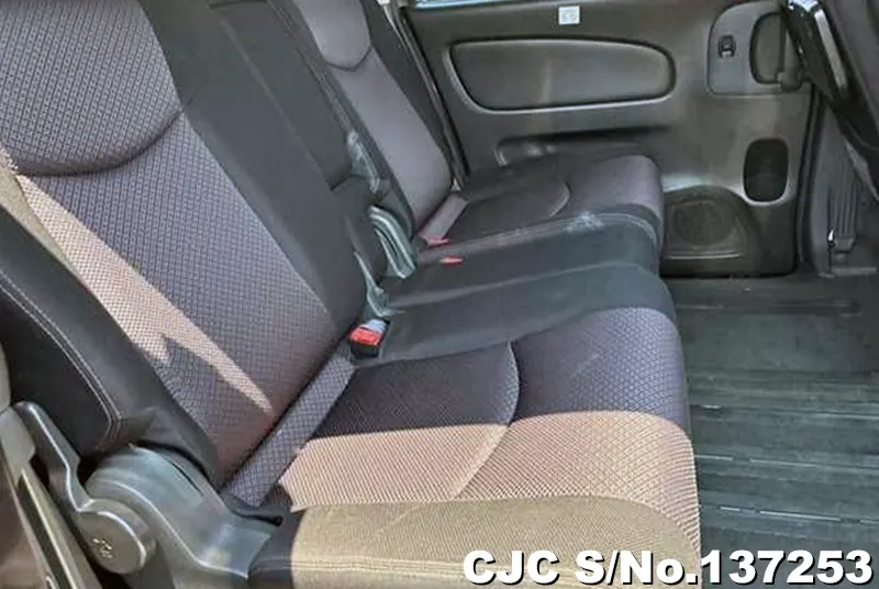 2012 Nissan / Serena Stock No. 137253