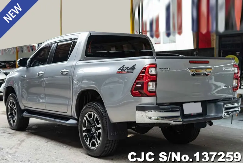 2022 Toyota / Hilux / Revo Stock No. 137259