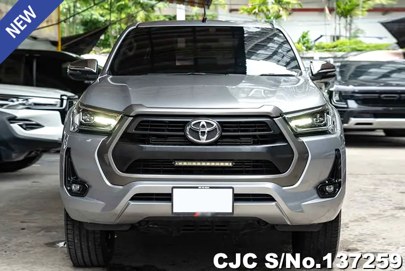 2022 Toyota / Hilux / Revo Stock No. 137259